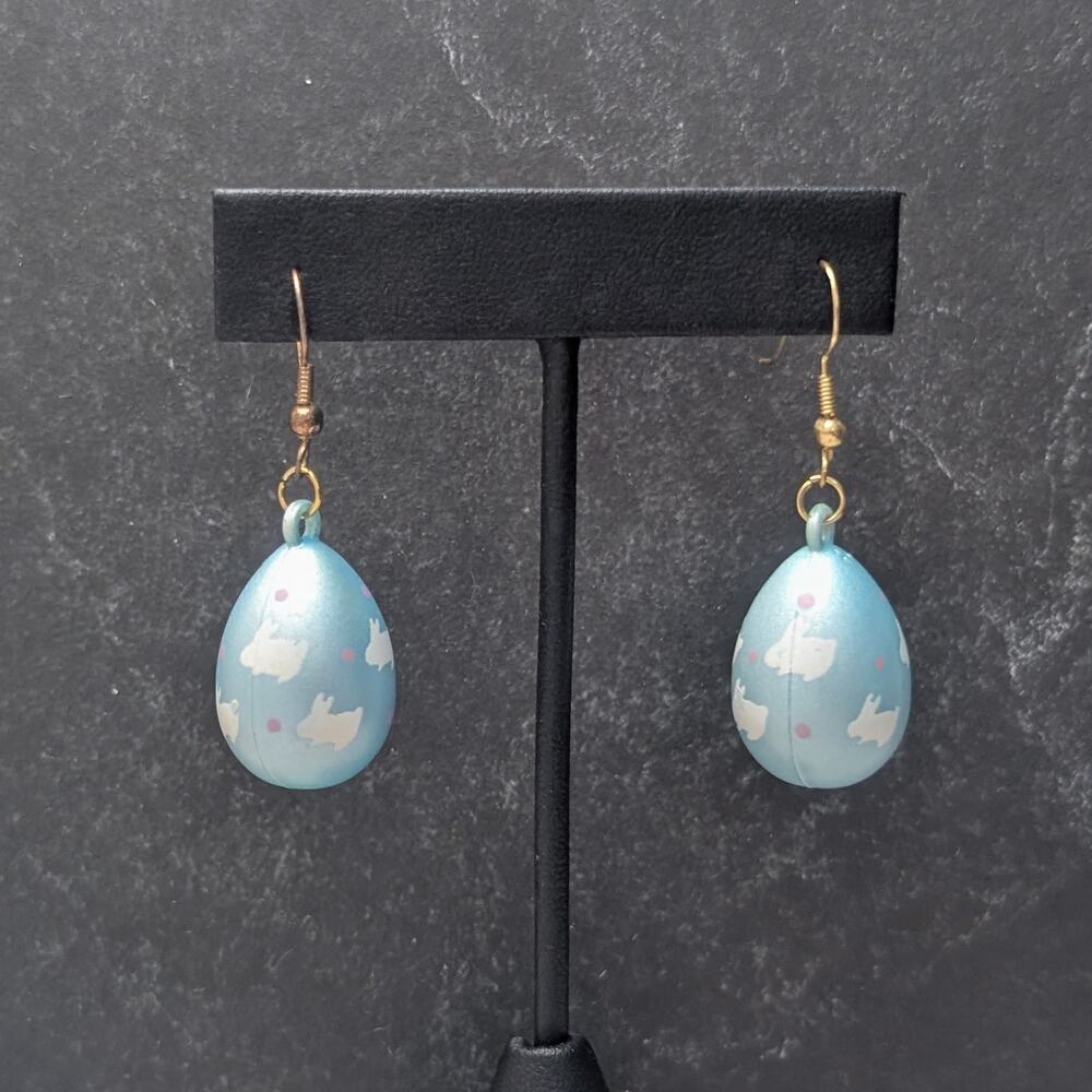 Vintage Dangle Earrings Easter Theme Dangle Sky Blue Egg With Bunny Rabbits
